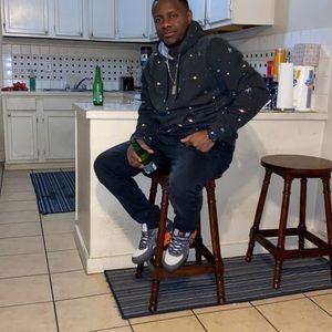 Meet your Posher, Moises